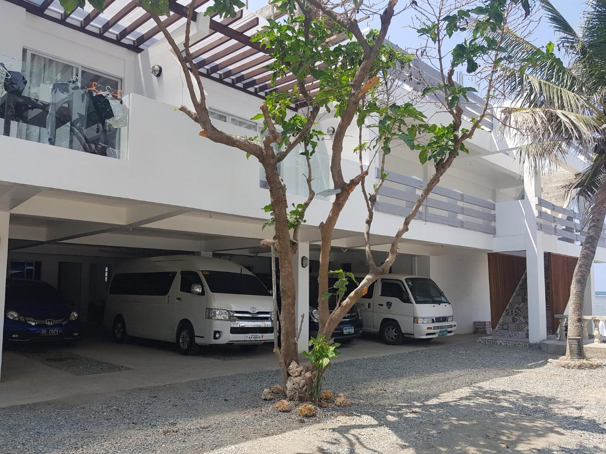 Casa Almarenzo Bed & Breakfast Bolinao Экстерьер фото