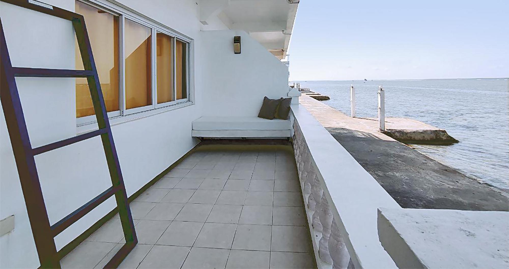 Casa Almarenzo Bed & Breakfast Bolinao Экстерьер фото