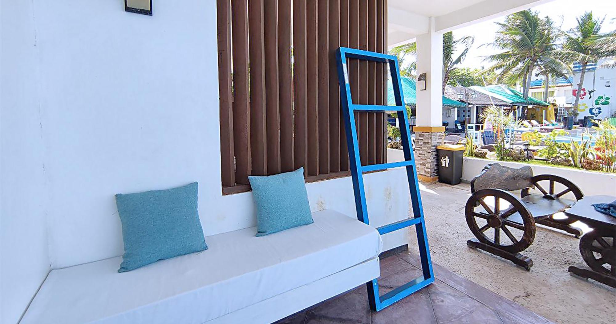 Casa Almarenzo Bed & Breakfast Bolinao Экстерьер фото